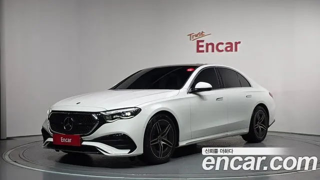 Mercedes-Benz E-Class E300 4MATIC AMG Line