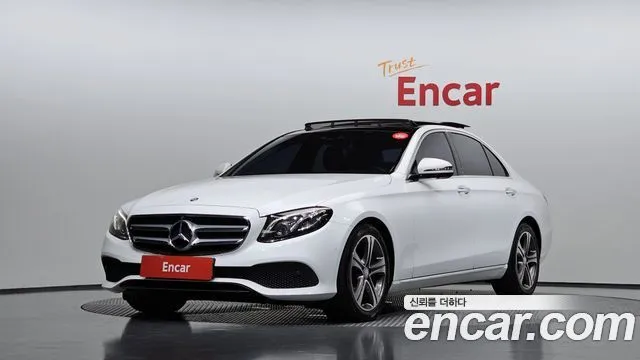 Mercedes-Benz E-Class E300 4MATIC Avnatgarde