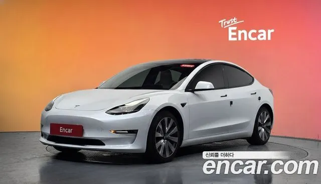 Tesla Model 3 Long Range AWD