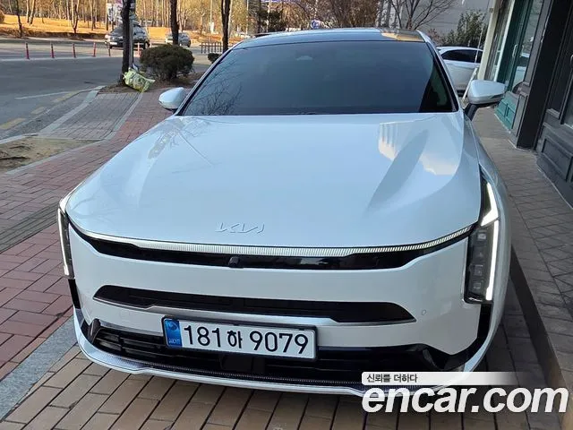 Kia K8 Signature