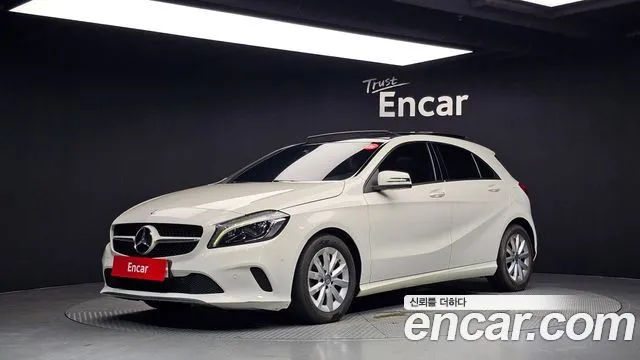 Mercedes-Benz A-Class A200
