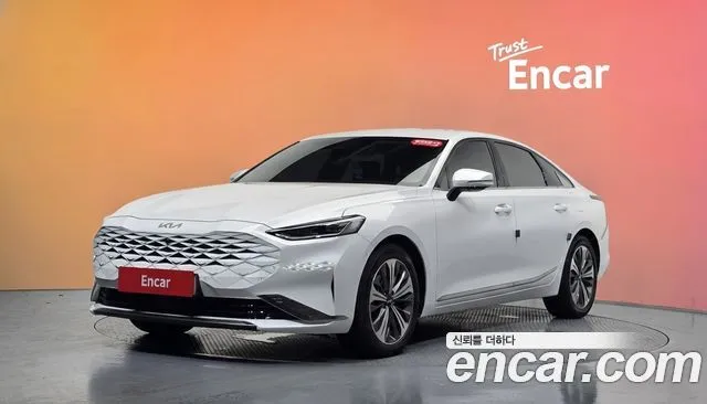 Kia K8 Signature