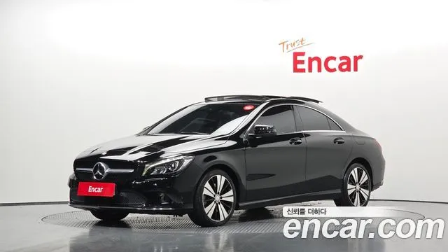 Mercedes-Benz CLA-Class CLA250 4MATIC