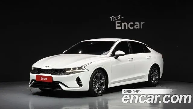 Kia K5 Signature
