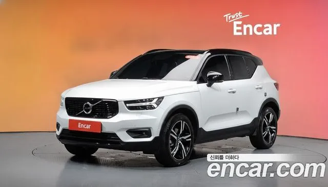 Volvo XC40 T4 R-Design
