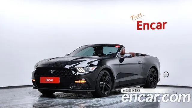 Ford Mustang Convertible