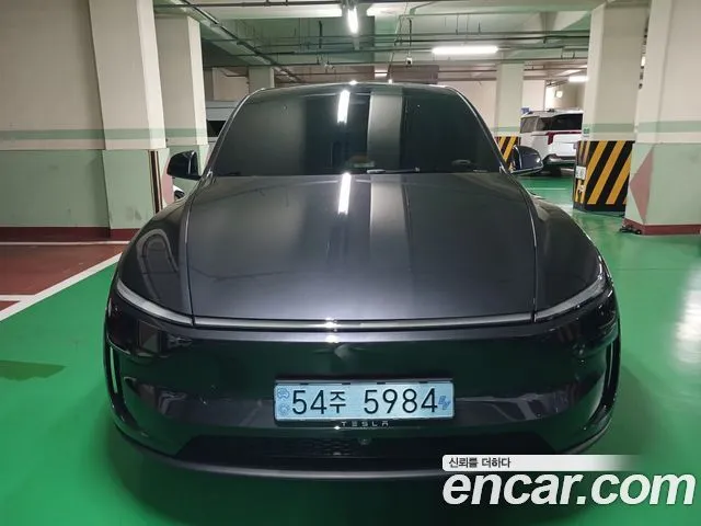 Tesla Model Y Premium RWD