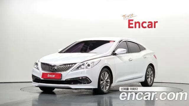 Hyundai Grandeur HG240 Modern