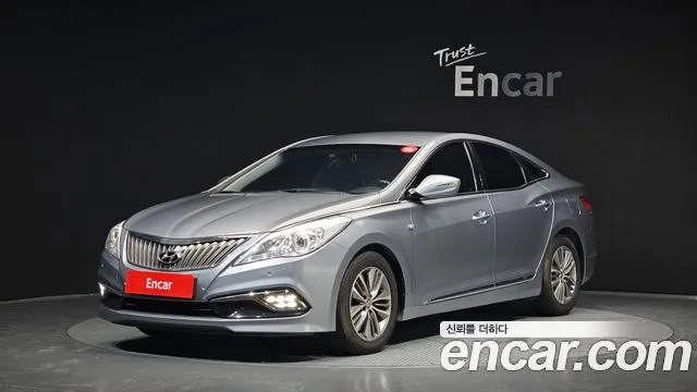Hyundai Grandeur HG240 Modern