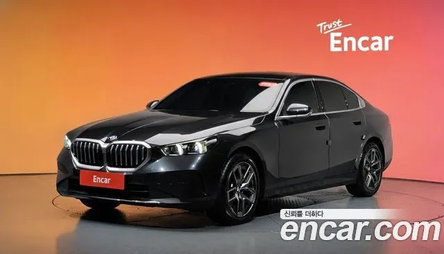 BMW 5-Series 520i