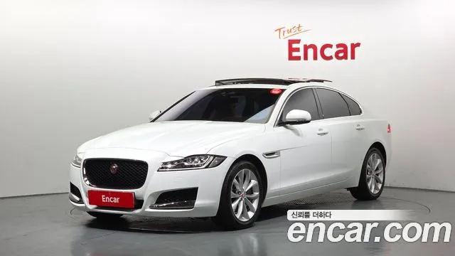Jaguar XF 25t Portfolio