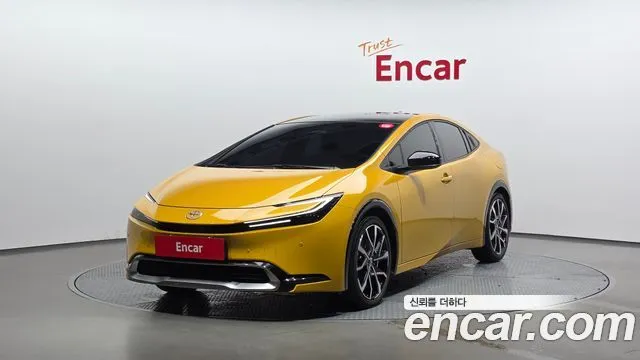 Toyota Prius 2.0 PHEV XSE
