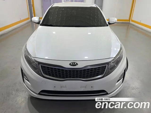 Kia K5 Luxury