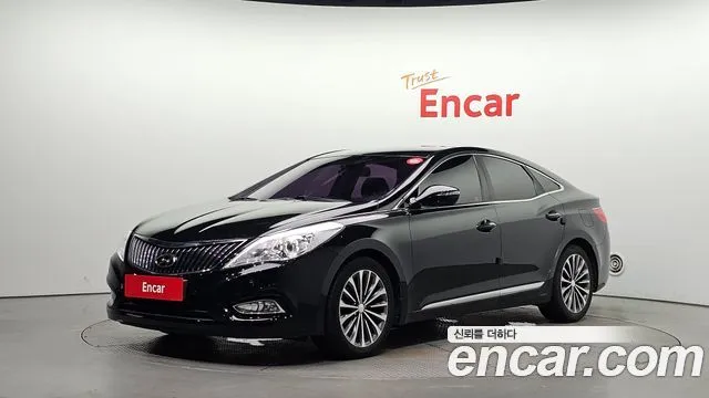 Hyundai Grandeur HG240 Modern