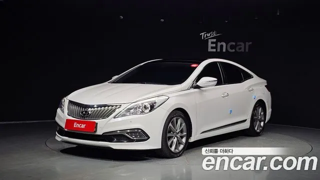 Hyundai Grandeur HG240 Modern