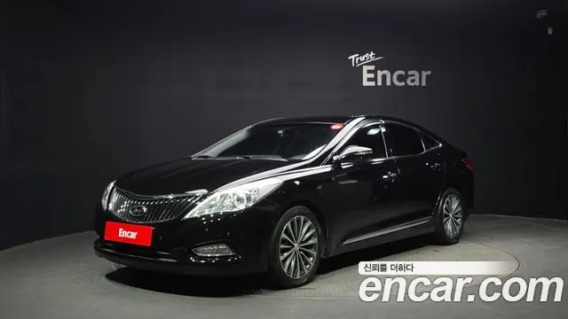 Hyundai Grandeur HG240 Modern
