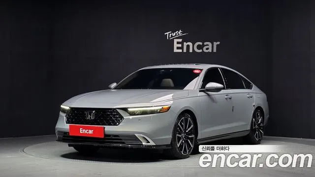 Honda Accord 2.0 Hybrid Touring