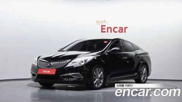 Hyundai Grandeur HG240 Modern