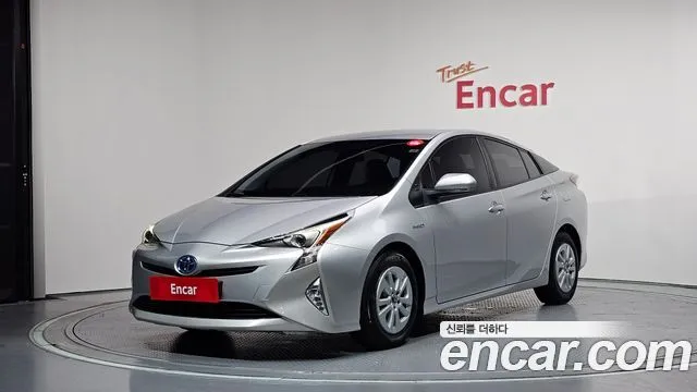 Toyota Prius 1.8 E