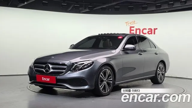 Mercedes-Benz E-Class E300 Avantgarde