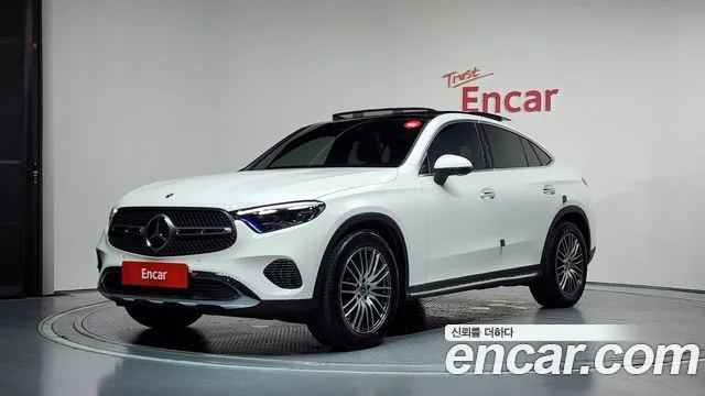 Mercedes-Benz GLC-Class GLC300 4MATIC Avnatgarde Coupe