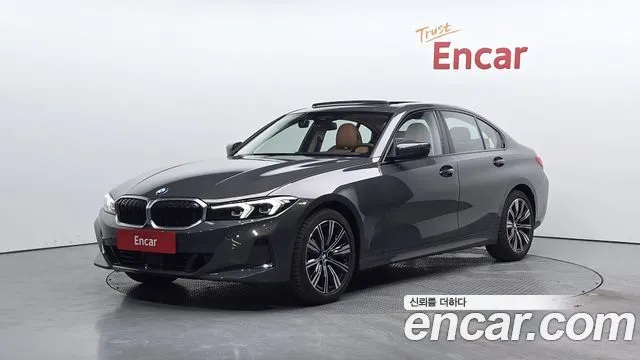 BMW 3-Series 320i