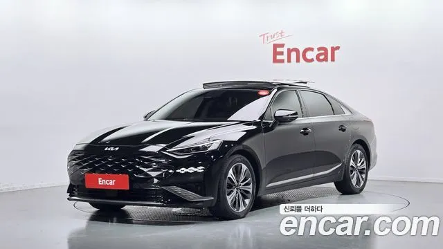 Kia K8 Signature
