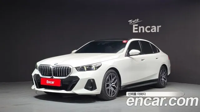 BMW 5-Series 520i