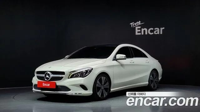 Mercedes-Benz CLA-Class CLA250 4MATIC