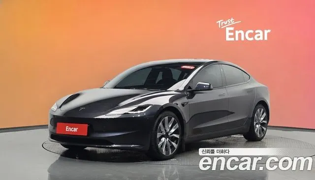 Tesla Model 3 Long Range AWD