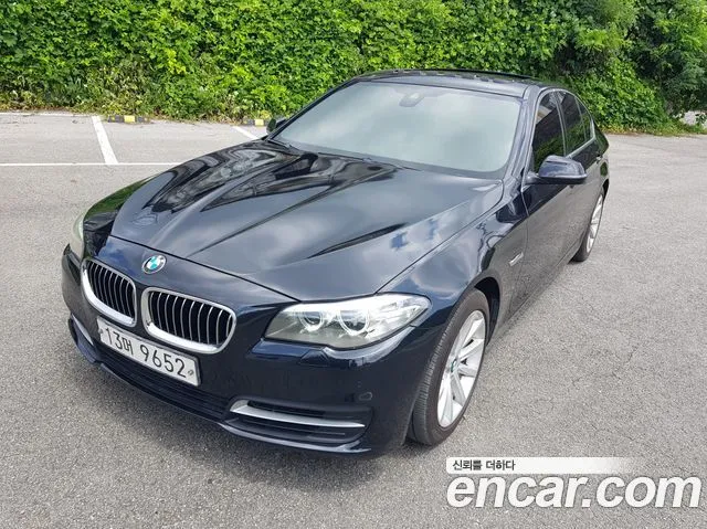 BMW 5-Series 528i