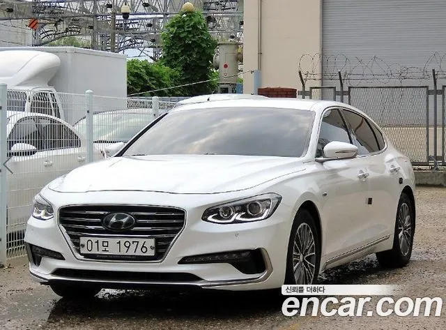 Hyundai Grandeur Premium