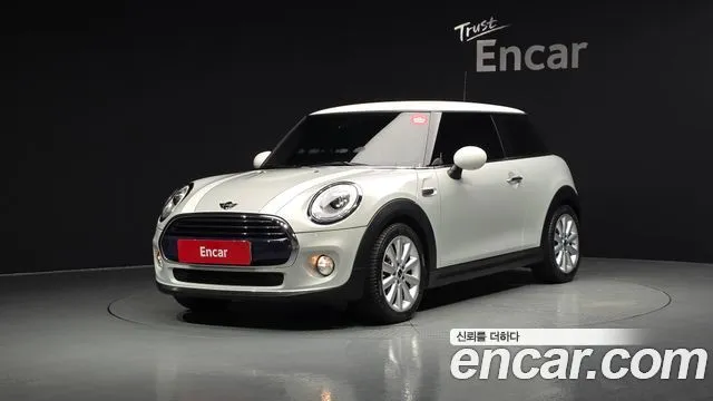 Mini Cooper Dominick Edition