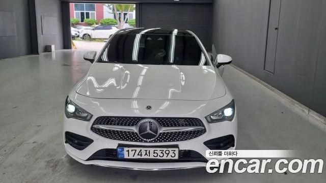 Mercedes-Benz CLA-Class CLA250 4MATIC