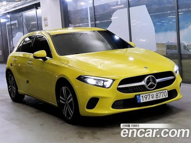 Mercedes-Benz A-Class A220 Hatchback