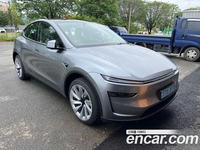 Tesla Model Y Long Range AWD