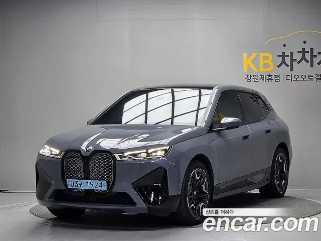 BMW iX xDrive50 Sports Plus