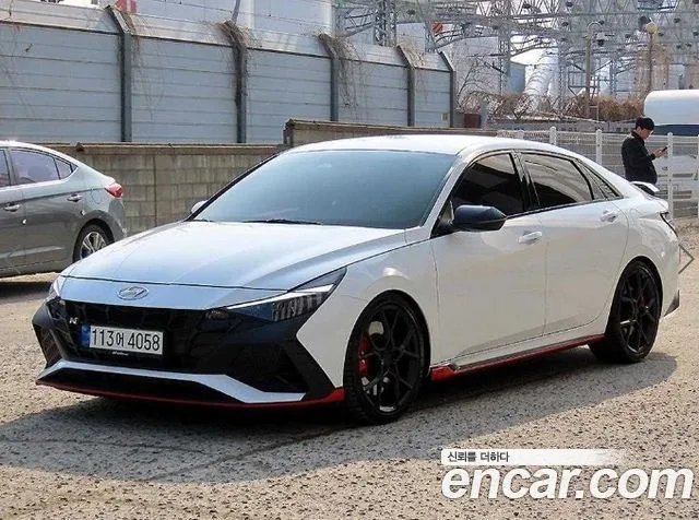 Hyundai AVANTE 2.0 N