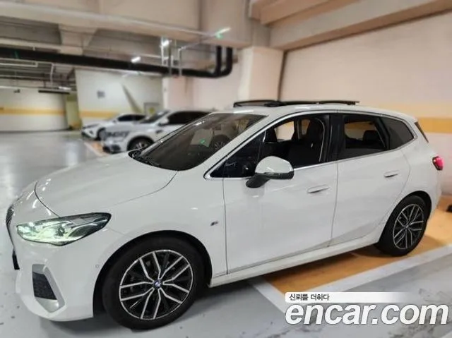 BMW 2-Series 220i M Sport Design
