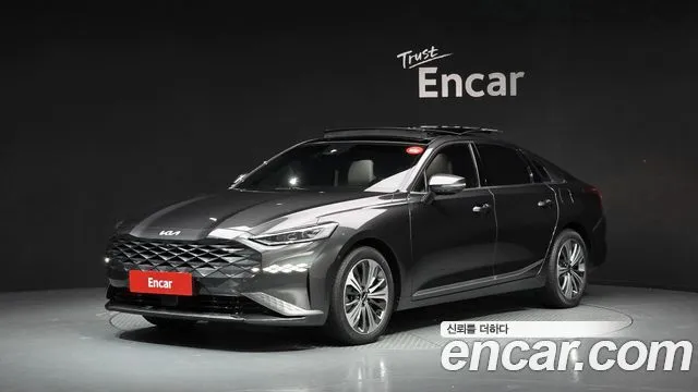 Kia K8 Signature