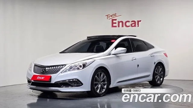 Hyundai Grandeur HG240 Modern