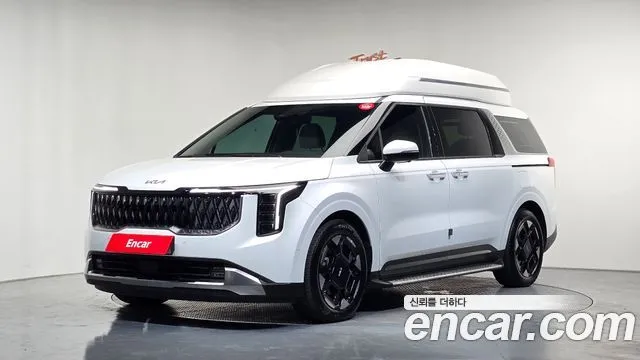Kia Canival HEV 4-Seater Hi Limousine