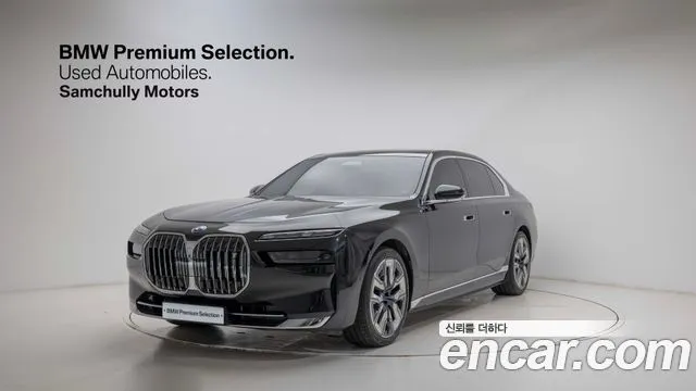BMW i7 xDrive 60 Design Pure