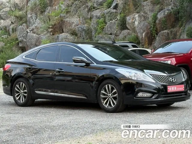 Hyundai Grandeur HG240 Luxury