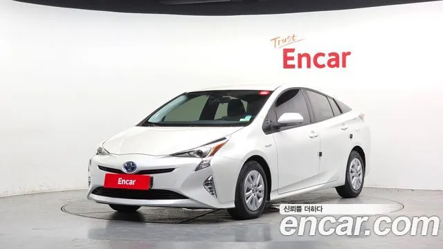 Toyota Prius 1.8 E