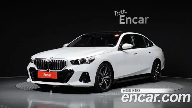 BMW 5-Series 530i xDrive M Sport