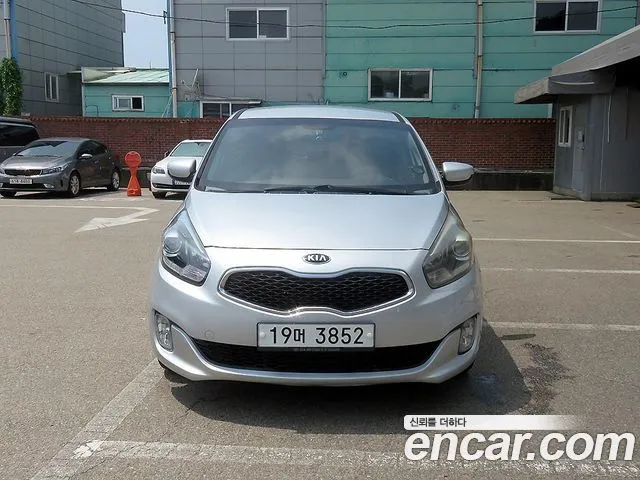 Kia Carens 2.0 LPi Luxury