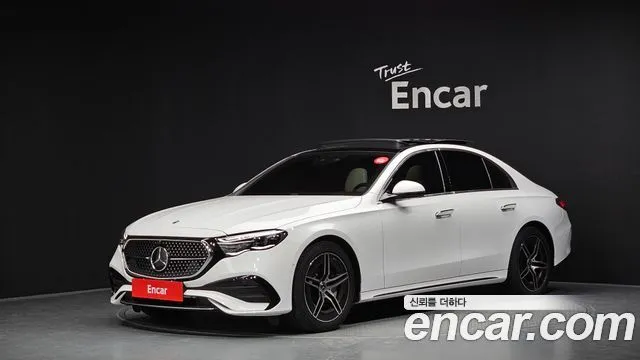 Mercedes-Benz E-Class E300 4MATIC AMG Line