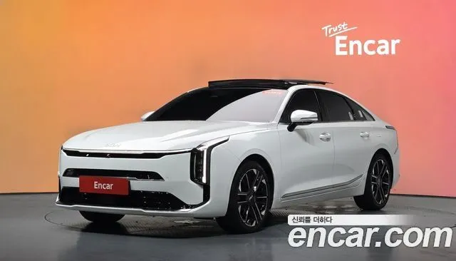 Kia K8 Signature