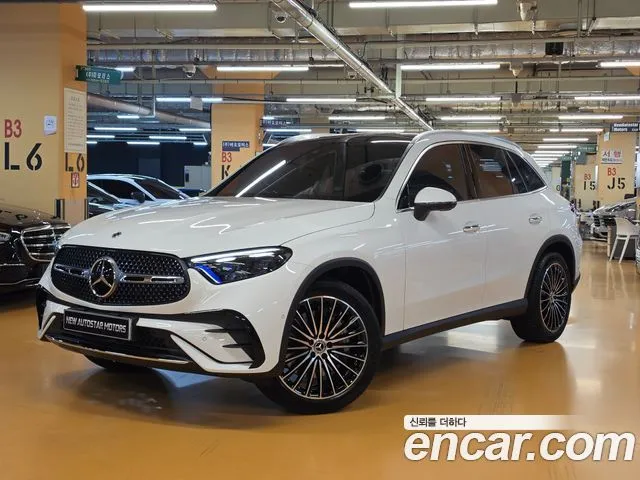 Mercedes-Benz GLC-Class GLC300 4MATIC AMG Line